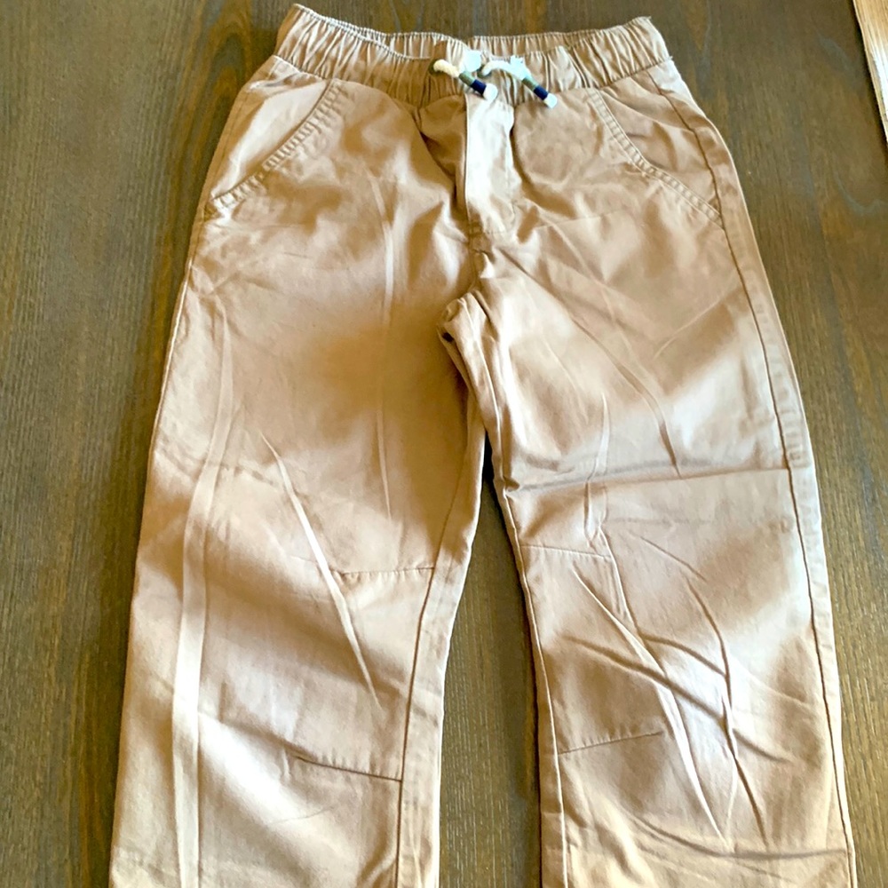 Cat&Jack size 10 pants with front and back pockets, khaki color without closure.